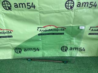 Стекло двери переднее левое TOYOTA WINDOM