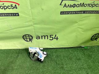 Замок двери передний правый TOYOTA VITZ