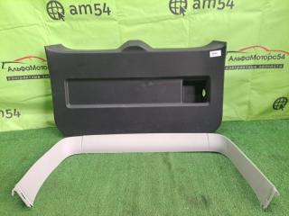 Запчасть обшивка двери багажника задняя SUZUKI ESCUDO