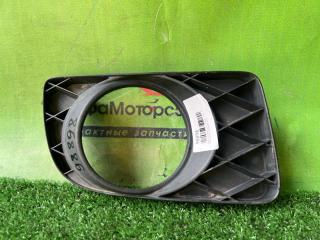 Запчасть ободок противотуманной фары передний правый MAZDA BONGO FRIENDEE