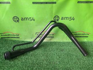 Горловина топливного бака TOYOTA IST