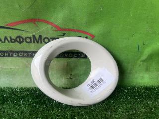 Запчасть ободок противотуманной фары правый LAND ROVER FREELANDER