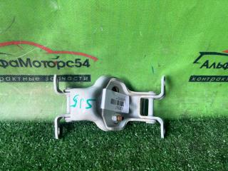 Фото запчасти петля дверная передняя правая SUBARU FORESTER контрактная запчасть Запчасть петля дверная передняя правая SUBARU FORESTER