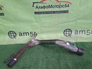 Горловина топливного бака TOYOTA IST