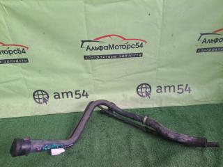 Горловина топливного бака TOYOTA IST