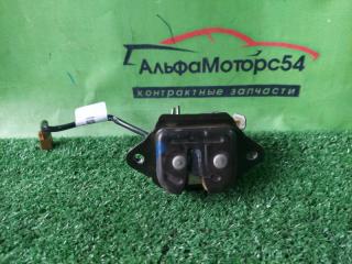 Запчасть замок 5-й двери NISSAN SERENA