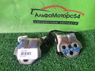 Фото запчасти петля дверная передняя левая TOYOTA DYNA контрактная запчасть Запчасть петля дверная передняя левая TOYOTA DYNA