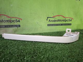 Запчасть планка под фары передняя левая NISSAN TERRANO