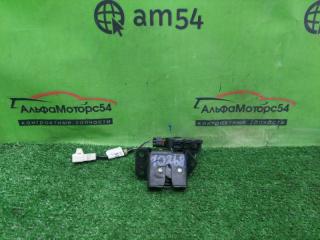 Замок 5-й двери задний TOYOTA NADIA контрактная Замок 5-й двери задний TOYOTA NADIA