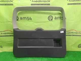 Обшивка двери багажника задняя SUZUKI ESCUDO