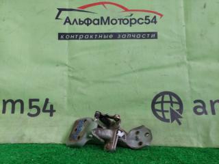 Запчасть петля дверная передняя правая NISSAN VANETTE