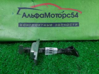 Ограничитель двери передний левый TOYOTA IST