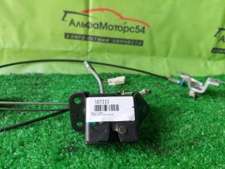 Запчасть замок 5-й двери TOYOTA CAMRY GRACIA