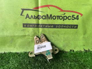 Фото запчасти замок багажника TOYOTA VISTA контрактная запчасть Запчасть замок багажника TOYOTA VISTA