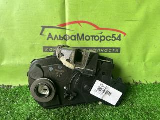 Запчасть замок 5-й двери задний TOYOTA RAUM