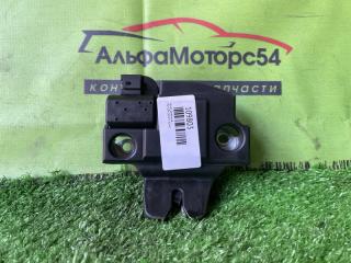 Запчасть замок багажника TOYOTA CAMRY