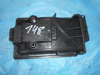 Запчасть резистор вентилятора отопителя Volkswagen Golf 2001