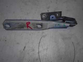 Запчасть петля капота правая Volkswagen Passat 1999