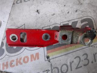 Запчасть петля капота передняя левая Volkswagen Golf 1997-2003