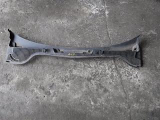 Запчасть водосток ( жабо ) Skoda Octavia 2006