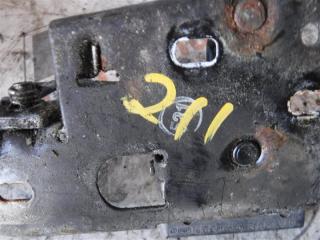 Запчасть замок капота Volkswagen Passat 2007