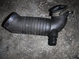 Запчасть гофра Volkswagen Passat 2001