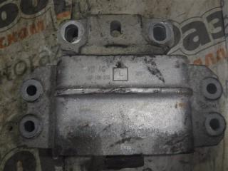 Опора двигателя левая Volkswagen Golf 2008
