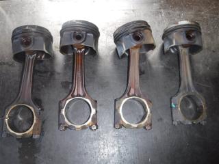 Поршень с шатуном Volkswagen Passat 1998