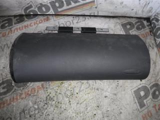 Запчасть накладка торпедо передняя правая Volkswagen Passat 1998