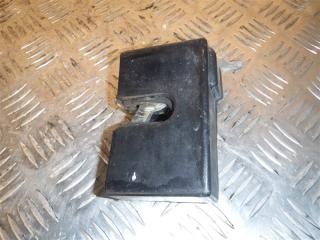 Запчасть замок двери передний правый Volkswagen Passat 1995