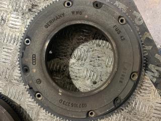 Запчасть маховик Volkswagen Golf