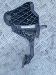 Запчасть педаль сцепления Volkswagen Caddy 2006