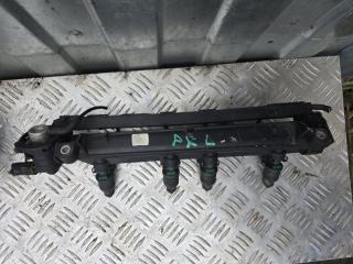 Запчасть топливная рампа Volkswagen Golf