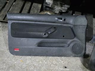 Обшивка двери передняя левая Volkswagen Golf