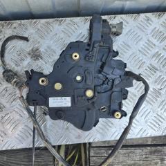 Замок сдвижной двери правый Volkswagen Transporter