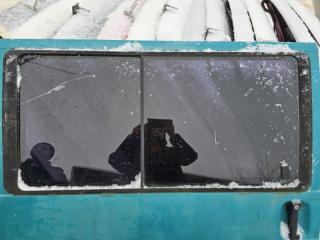 Стекло сдвижное правое Volkswagen Transporter