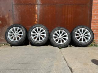 Комплект из 4-х Колесо шипованное R16 / 215 / 60 yokohama iceguard 5x114.3 лит. 40ET (б/у)