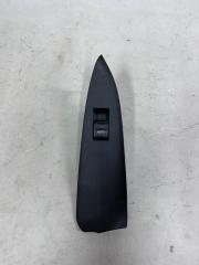 Запчасть кнопка стеклоподъемника задняя правая Toyota rav4 2006 пробег 117.400км