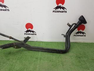 Горловина топливного бака Nissan Presage 1999