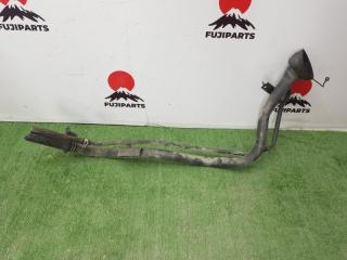 Горловина топливного бака Nissan Avenir 2005