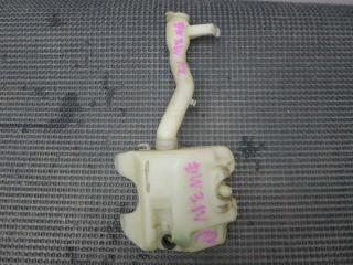 Запчасть бачок стеклоомывателя Mazda Demio 2000