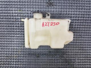 Запчасть бачок расширительный Toyota Avensis 2006