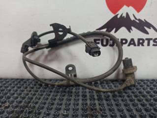 Запчасть датчик abs передний правый Toyota Platz 2000