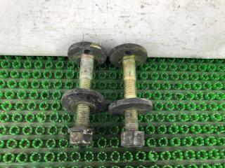 Болт развальный задний Toyota ALTEZZA 2000