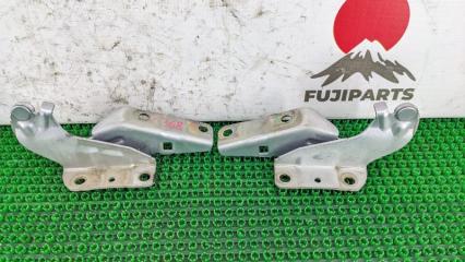 Петля капота Mitsubishi Outlander 2006 контрактная Петля капота Mitsubishi Outlander 2006