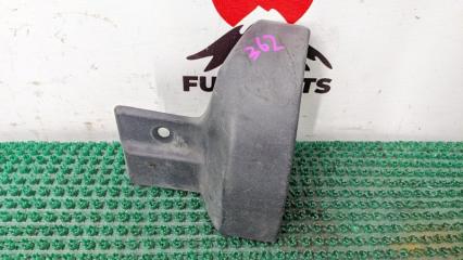 Запчасть брызговик передний правый Dodge Caliber 2007