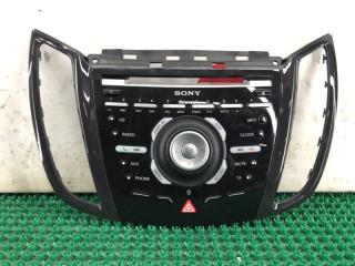 Рамка магнитолы Ford Kuga 2014 контрактная Рамка магнитолы Ford Kuga 2014