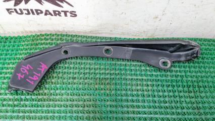 Запчасть накладка на бампер задняя правая Toyota Carina 1995