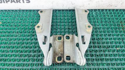 Петля капота Nissan Avenir 2000 контрактная Петля капота Nissan Avenir 2000