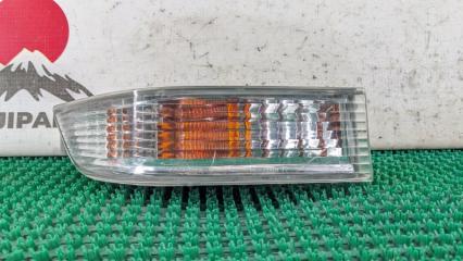 Повторитель поворота в бампер передний правый Toyota Cresta